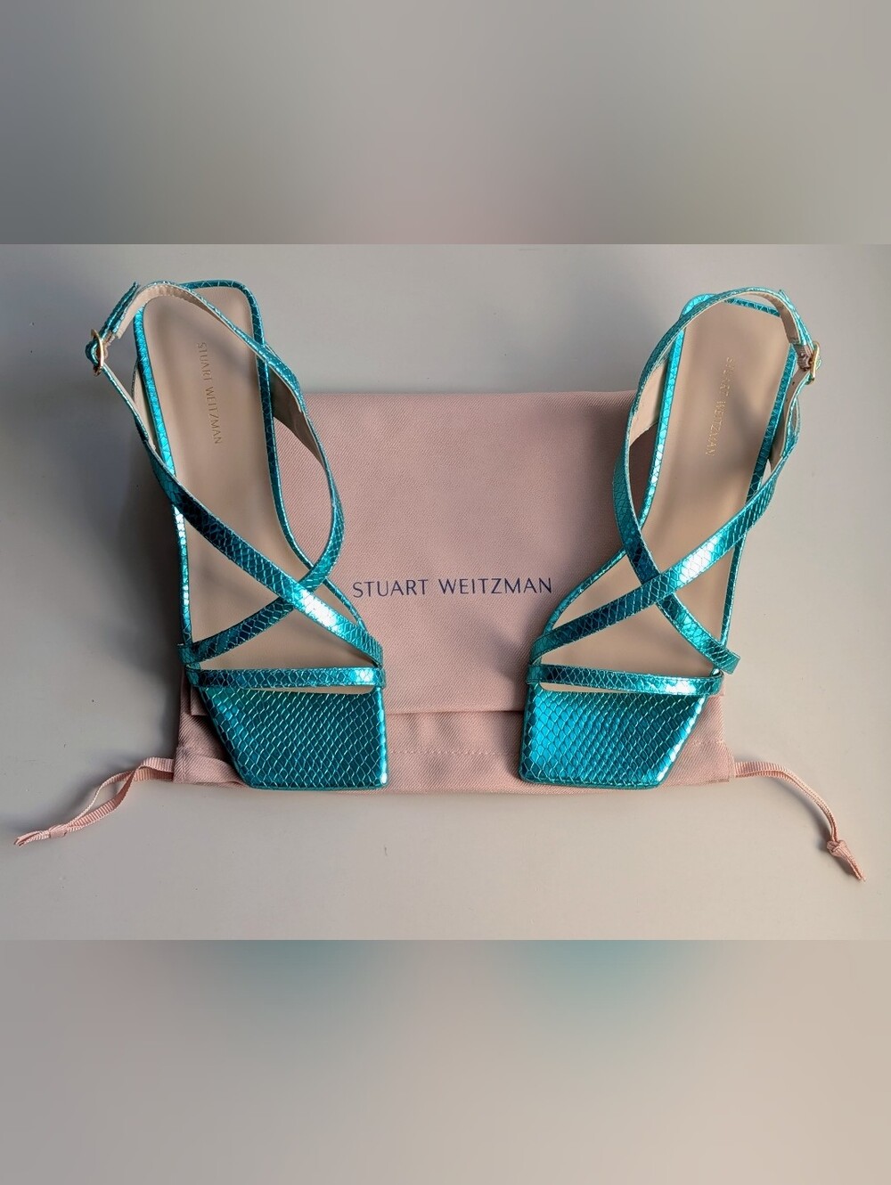 NIB Stuart Weitzman Oasis 50 Metallic Aqua Kitten Heel Sandals Size 8 Msrp$495